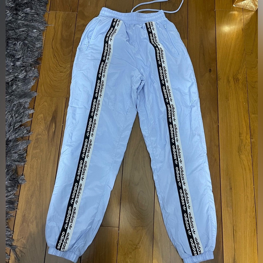 🩵 Adidas Track Pants seen on Hailey Bieber